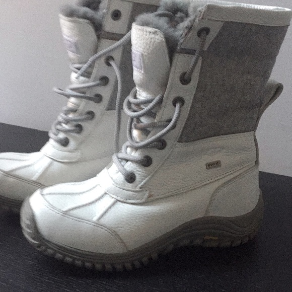 UGG lady winter boots bought in Europe. Size 6